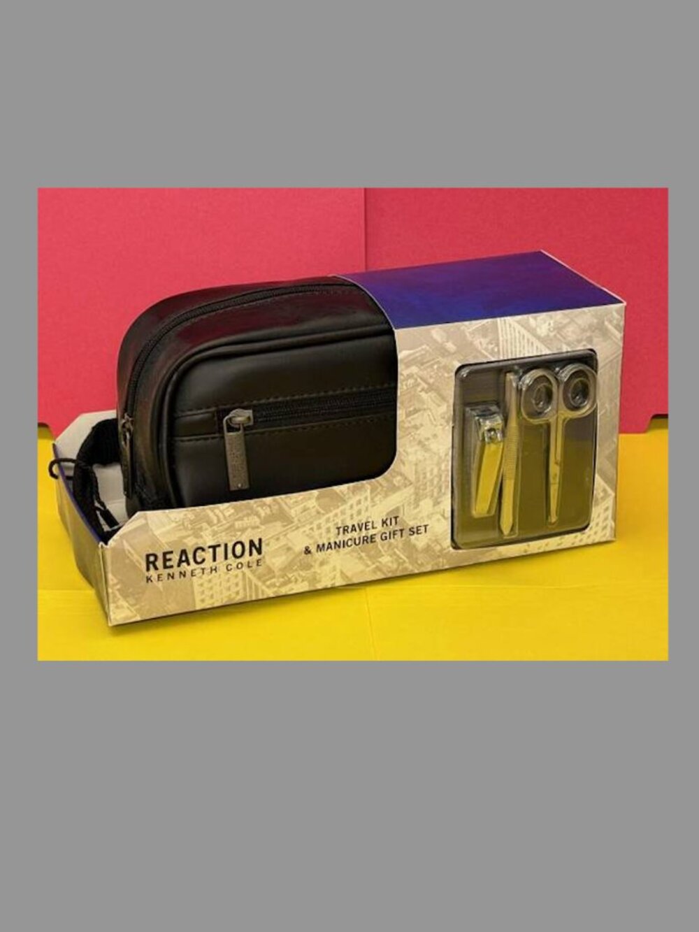 Kenneth Cole Reaction Travel & Manicure Kit [Brand NEW]